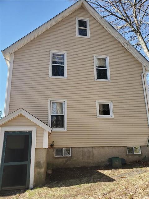 46 Glen Rd, Woonsocket, RI 02895 photo 2