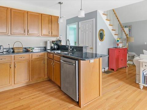 14 Covington Ct, Westerly, RI 02891 photo 9