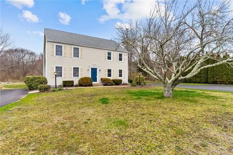 44 Springbrook Rd #A, Westerly, RI 02891 photo 3