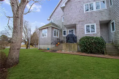 6 Moonlight Dr #B, Westerly, RI 02891 photo 4
