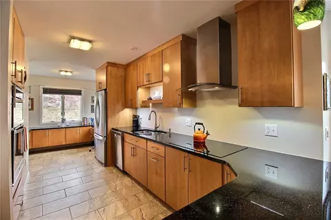 6 Moonlight Dr #B, Westerly, RI 02891 photo 8