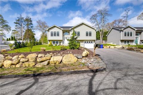 35 Laramee Ave, West Warwick, RI 02893