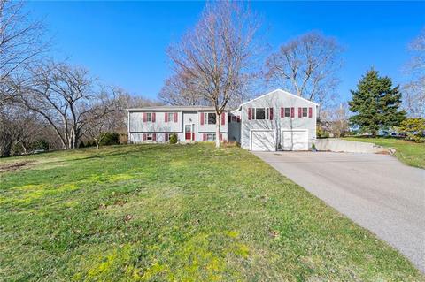 11 Robin Way, Westerly, RI 02891 photo 3