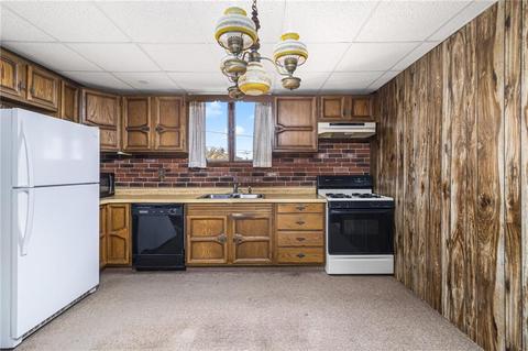 907 Park Ave, Woonsocket, RI 02895 photo 11