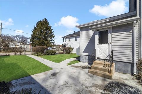 907 Park Ave, Woonsocket, RI 02895 photo 43