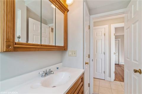 7 Dion Ave, Coventry, RI 02816 photo 5