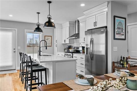 157 Graystone St, Warwick, RI 02886 photo 8