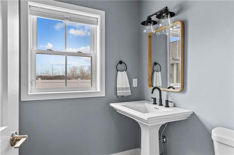 157 Graystone St, Warwick, RI 02886 photo 22