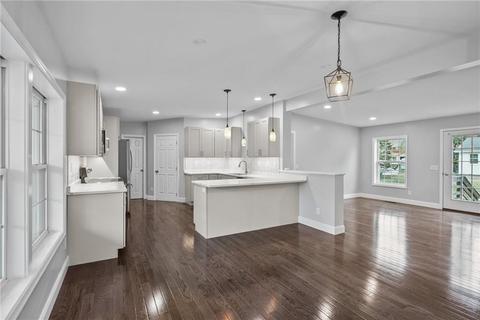 3 Doreen Dr, Westerly, RI 02891 photo 3