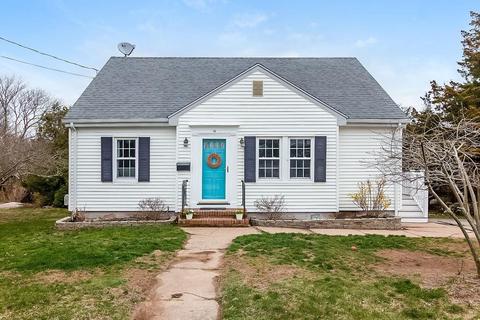 16 Harrison Ave, Westerly, RI 02891 photo 1