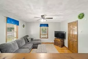 331 Olive St, Woonsocket, RI 02895 photo 15