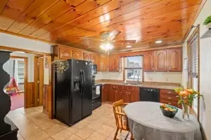 331 Olive St, Woonsocket, RI 02895 photo 8