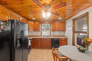 331 Olive St, Woonsocket, RI 02895 photo 9