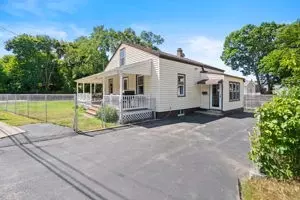 331 Olive St, Woonsocket, RI 02895 photo 25