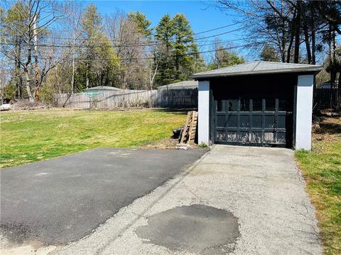 20 Maple Leaf Rd, Burrillville, RI 02826 photo 5