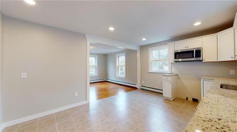 216 Farm St, Woonsocket, RI 02895 photo 6