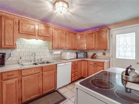 9 Hickory Rd, Coventry, RI 02816 photo 11