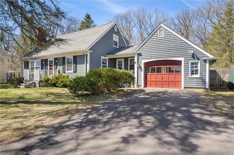 218 Forbes St, East Providence, RI 02915