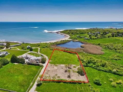19 Beach Dr, Little Compton, RI 02837 photo 1