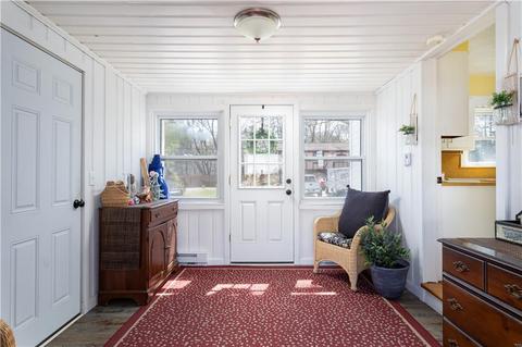 35 Shenandoah Rd, Warwick, RI 02886 photo 10