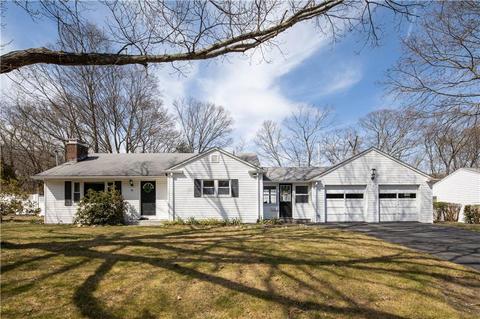 35 Shenandoah Rd, Warwick, RI 02886 photo 1