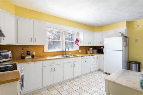 35 Shenandoah Rd, Warwick, RI 02886 photo 11