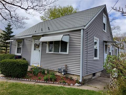 77 Doris Ave, Warwick, RI 02889 photo 2