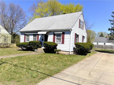 58 Arrow Ave, Warwick, RI 02886 photo 2