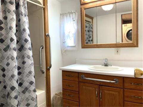 16 Woodridge Dr, Mapleville, RI 02839 photo 18