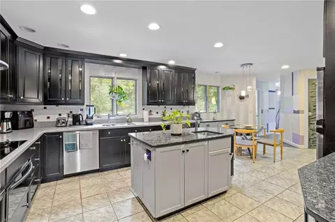 25 Coachman Pike, Ledyard, CT 06339 photo 18