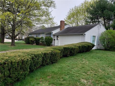 3 Gail Ct, Coventry, RI 02816 photo 2