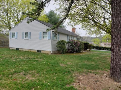 3 Gail Ct, Coventry, RI 02816 photo 4