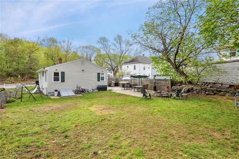 74 Henry St, Woonsocket, RI 02895 photo 31