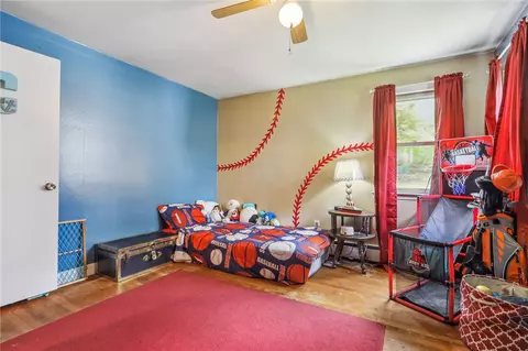 74 Henry St, Woonsocket, RI 02895 photo 15