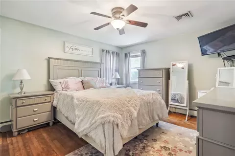 74 Henry St, Woonsocket, RI 02895 photo 17
