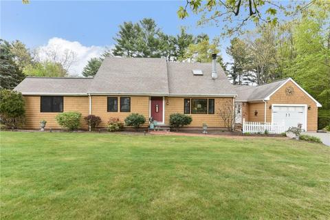 590 Central St, Mapleville, RI 02839 photo 2