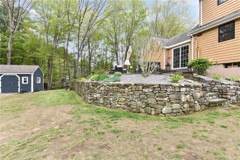 590 Central St, Mapleville, RI 02839 photo 38