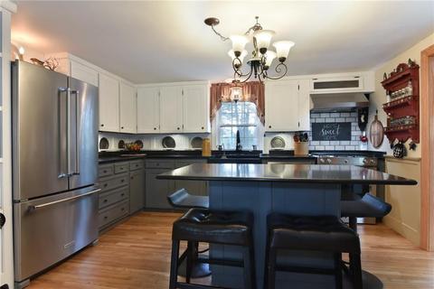590 Central St, Mapleville, RI 02839 photo 7
