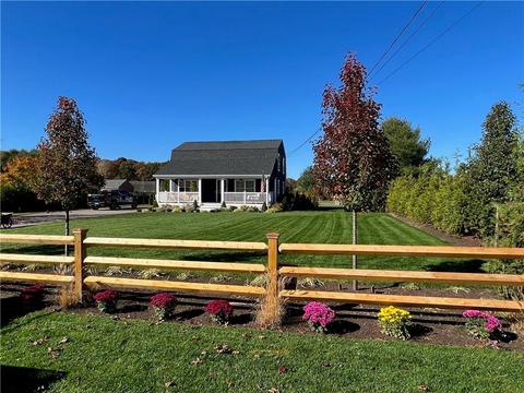 3 Blue Sky Dr, Westerly, RI 02891 photo 1