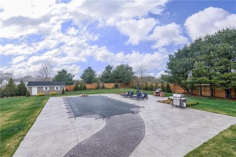 3 Blue Sky Dr, Westerly, RI 02891 photo 8