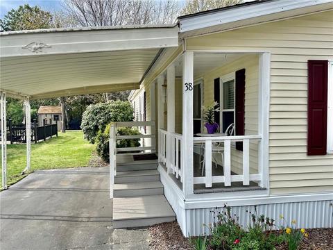 38 Lear Dr, Coventry, RI 02816 photo 2