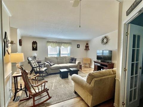 38 Lear Dr, Coventry, RI 02816 photo 4