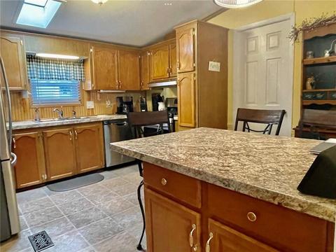 38 Lear Dr, Coventry, RI 02816 photo 6