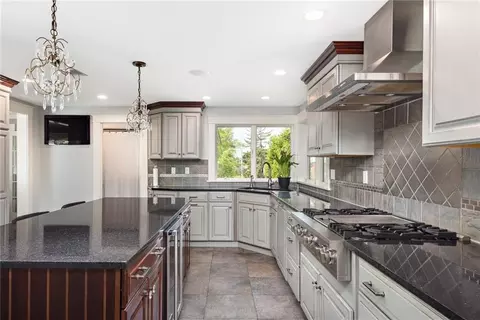 79 Ridge Rd, Bristol, RI 02809 photo 15