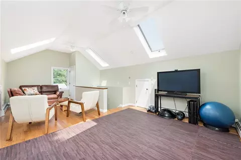 79 Ridge Rd, Bristol, RI 02809 photo 40