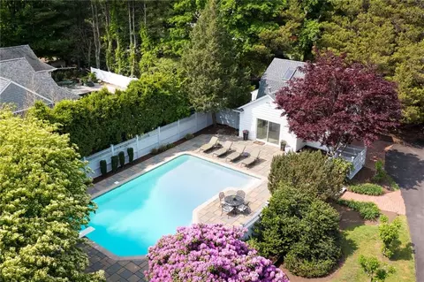79 Ridge Rd, Bristol, RI 02809 photo 7