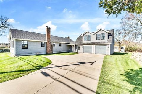 303 Matunuck Beach Rd, South Kingstown, RI 02879