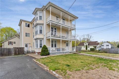 394 Great Rd #2, Lincoln, RI 02865