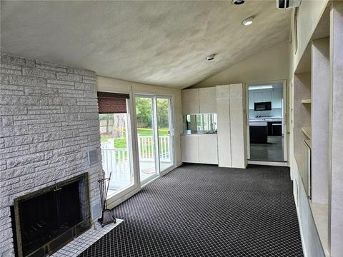 258 Merrymount Dr, Warwick, RI 02888 photo 9