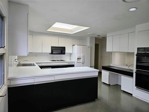 258 Merrymount Dr, Warwick, RI 02888 photo 5